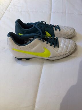 Nike White & Neon Yellow Turf Soccer Cleats